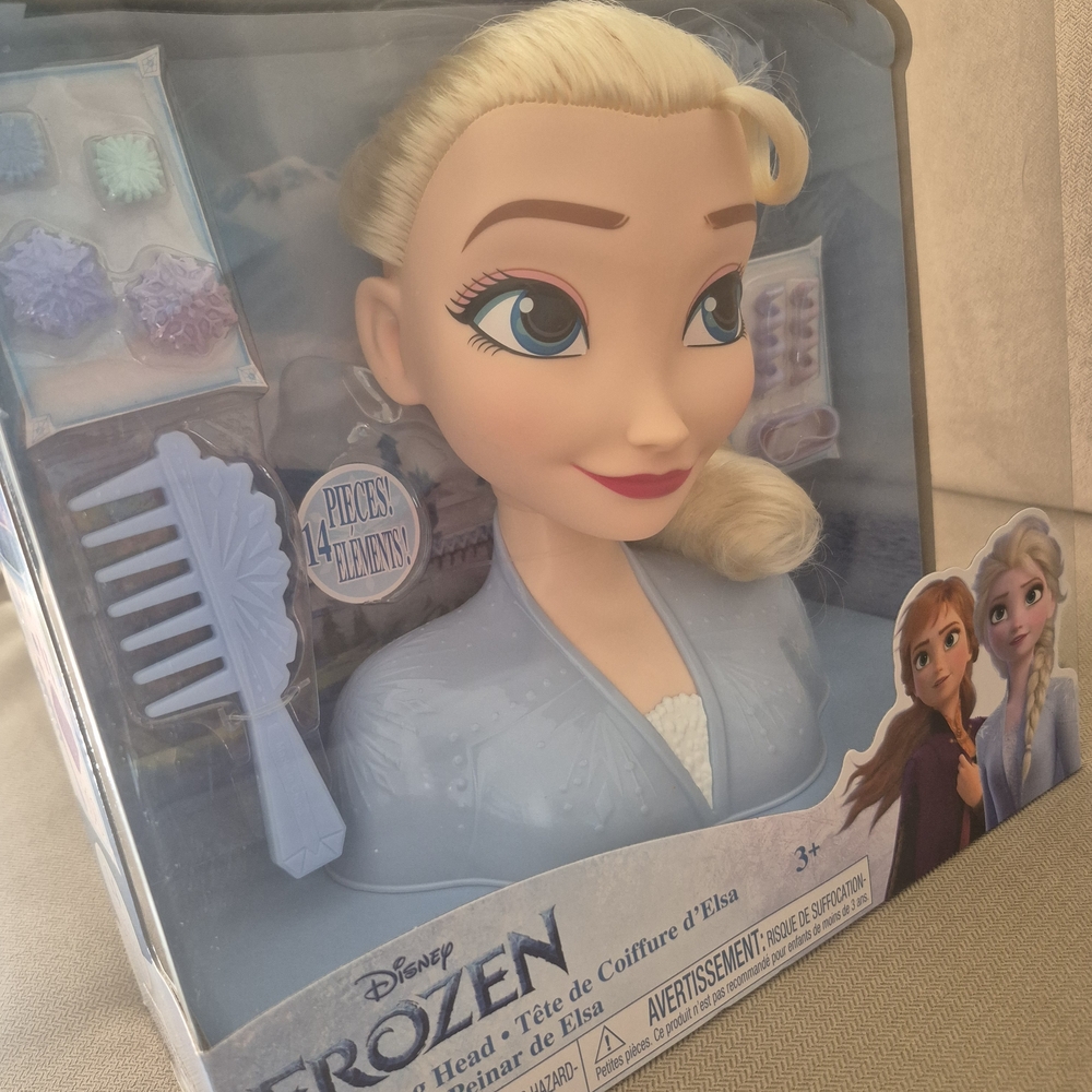 Disney Elsa Styling Head (NEW)